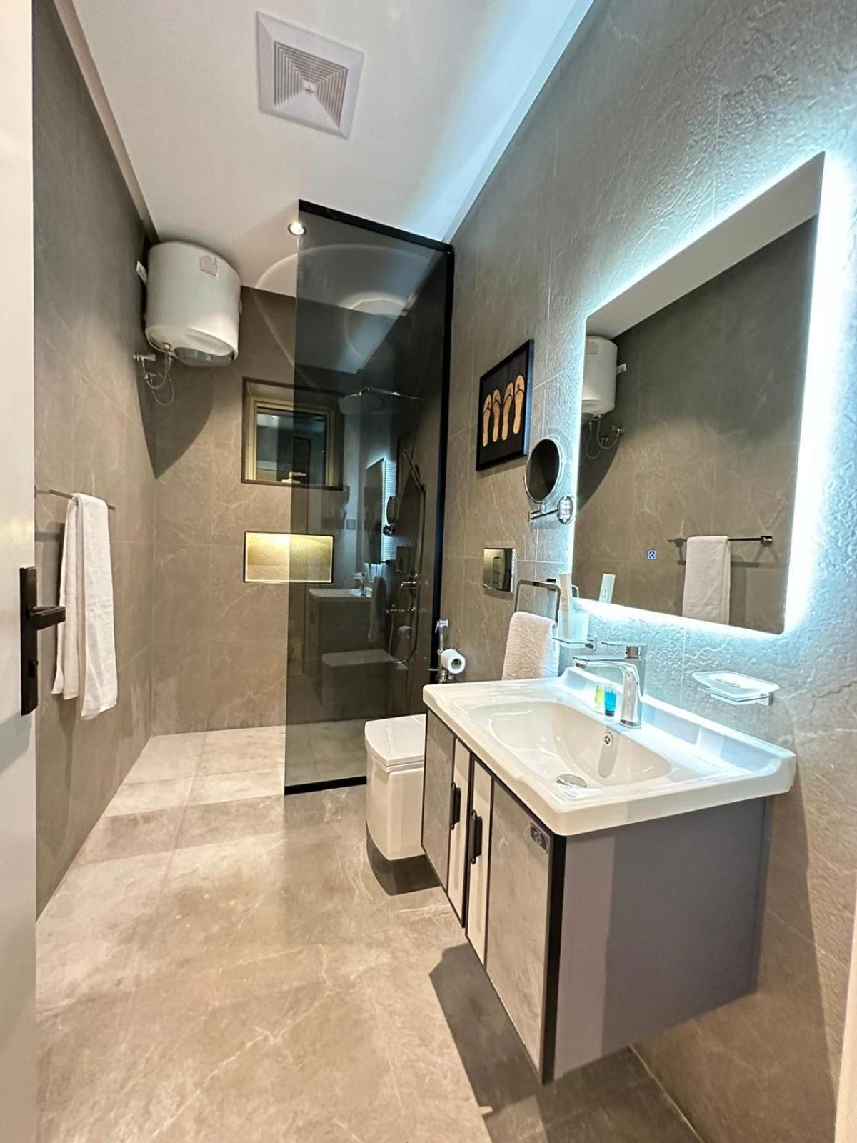 Xyz Hotel Qurtoba Riyadh Exterior photo