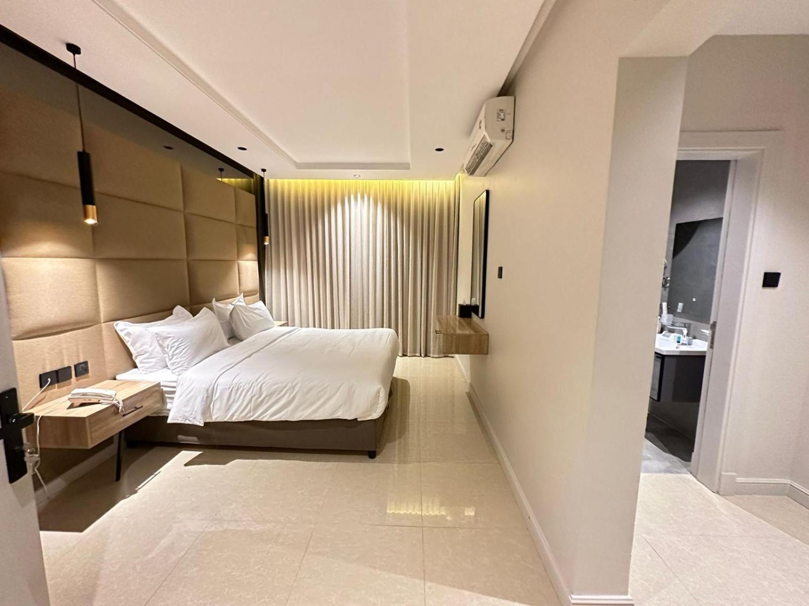 Xyz Hotel Qurtoba Riyadh Exterior photo